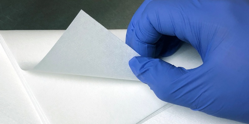 Cleanroom Wipes Guide: Woven and Non-Woven ISO Protocol + Materials